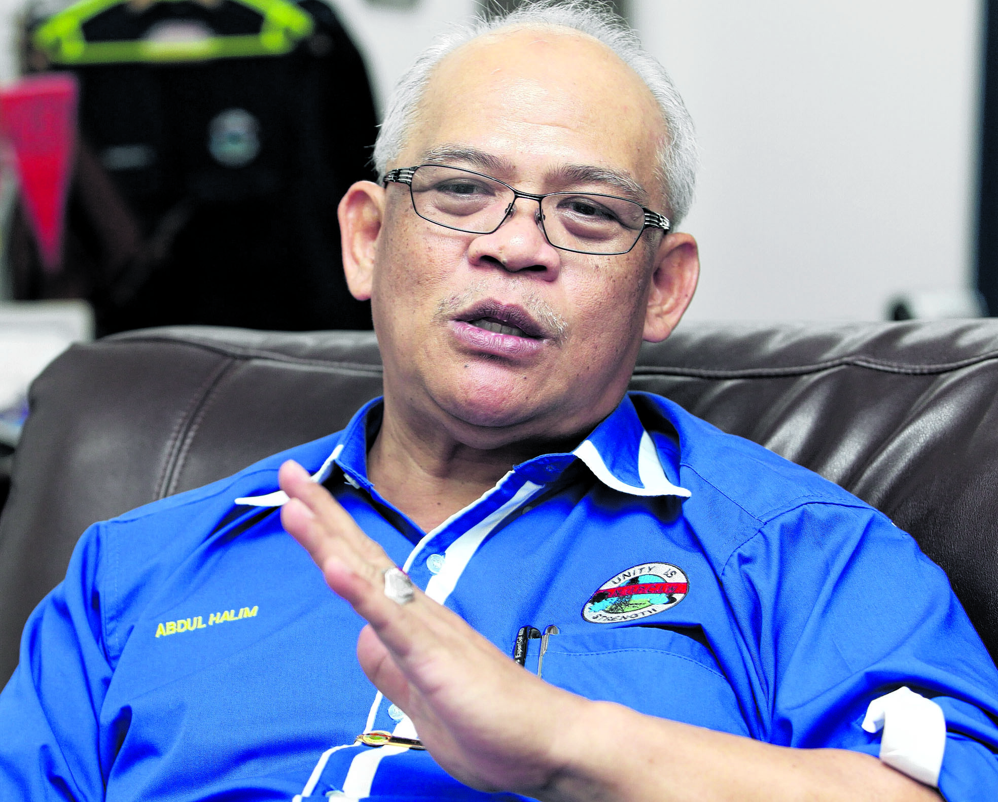 President of Malaysia’s Trades Union Congress (MTUC) Datuk Abdul Halim Mansor said that Malaysian employers are the stingiest in Southeast Asia. Source: Utusan Malaysia