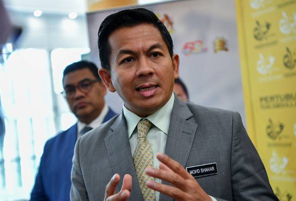 Deputy Finance Minister I Datuk Mohd Shahar Abdullah said that the new Low-Value Goods tax is expected to provide a more level playing field to both local and foreign online sellers alike. Image credit: Astro Awani