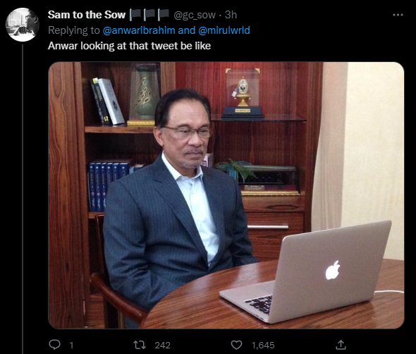 Another user hilariously suggested that Anwar could have had a deadpanned reaction to the Tweet. Image credit: @gc_sow