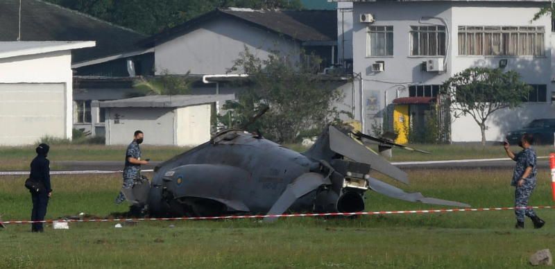 The wreckage of the fighter jet.