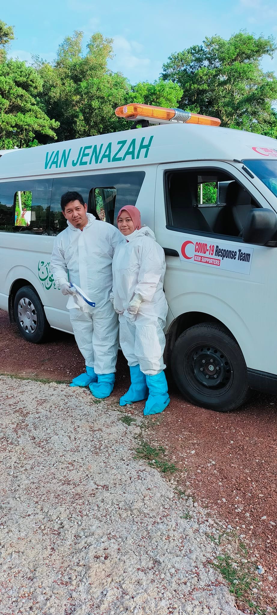 Ridzuan and his wife, Afifah, decided to forgo a honeymoon to help bury deceased COVID-19 patients instead.