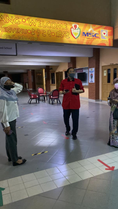 The Education Minister on the premises of the Cyberjaya boarding school.