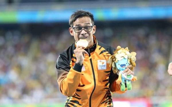 National Paralympian sprinter Mohamad Ridzuan Mohamad Puzi winning gold at Rio 2016.