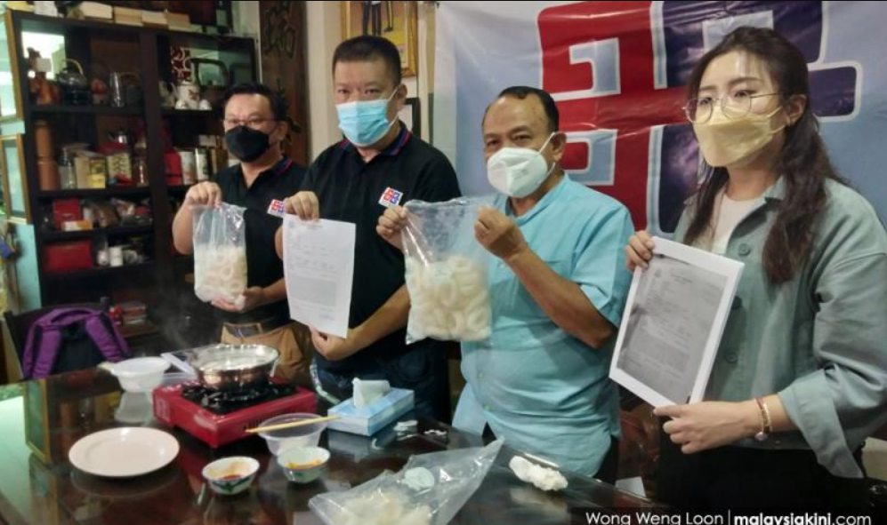 Claims that Shen Hua Resources had been selling pig intestines masquerading as squid rings have led to losses for the company. Source: Wong Weng Loon for Malaysiakini