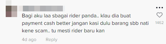 Netizens have rallied behind the rider and are offering to help pay the RM100 bill. Source: TikTok