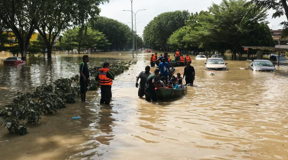 Floods in Malaysia have led to widespread loss of property, and even deaths. Image credit: TRT World