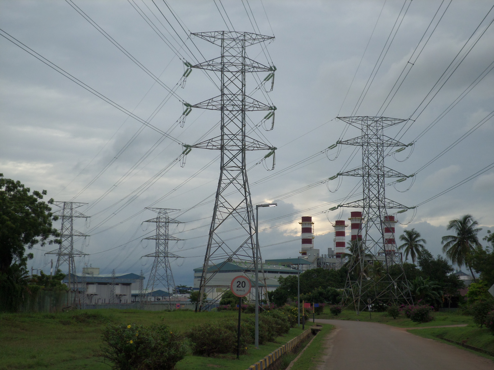 Multiple parts of the Klang Valley have been plunged into darkness due to sudden blackouts. Image credit: Wikimedia Commons