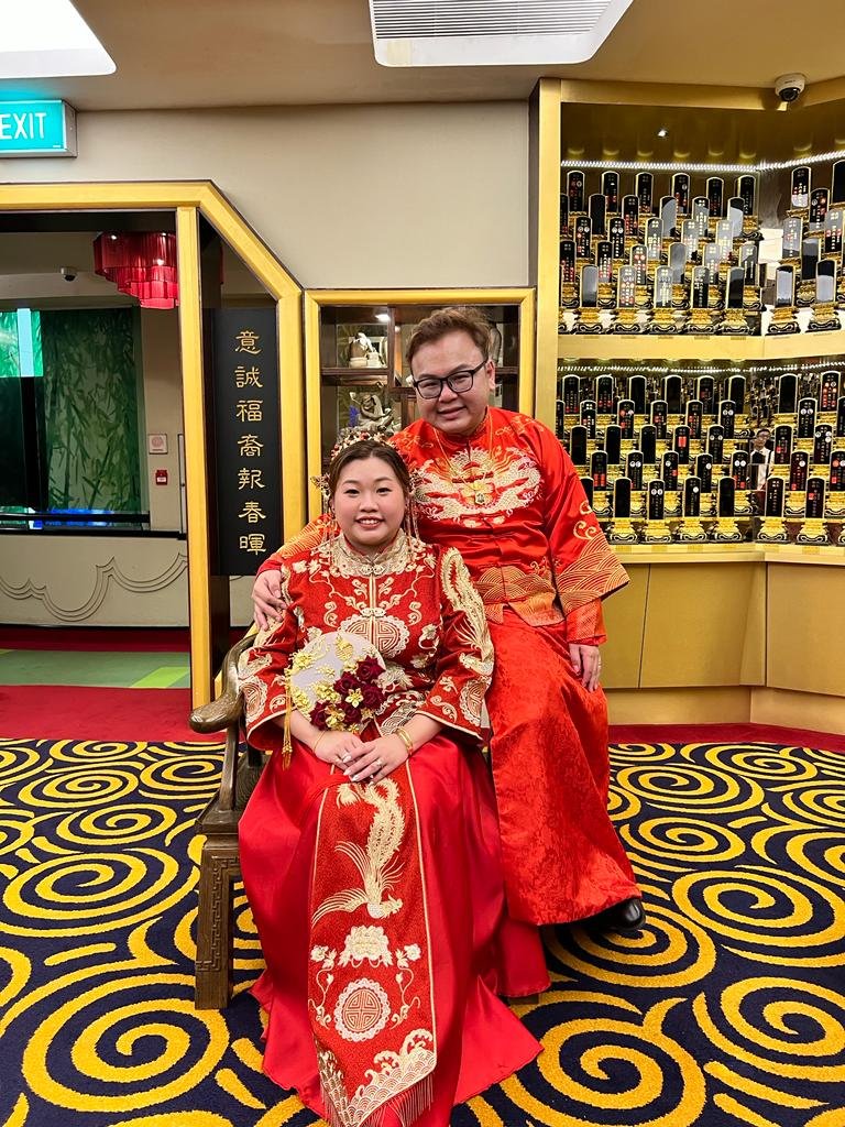 A Singaporean couple had their wedding photos taken at a funeral parlour's columbarium. Image credit: Nirvana Memorial Garden Singapore