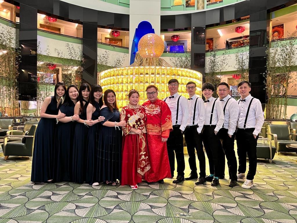 A Singaporean couple had their photos taken at a funeral parlour's columbarium. Image credit: Nirvana Memorial Garden Singapore