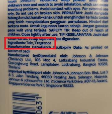 A quick check shows that the Johnson & Johnson branded Baby Powder sold in Malaysia contains talc and fragrance. Image credit: Wau Post