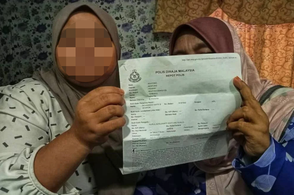 A mother and daughter duo lost a total of RM11,800 to a job scam. Image credit: Sinar Harian