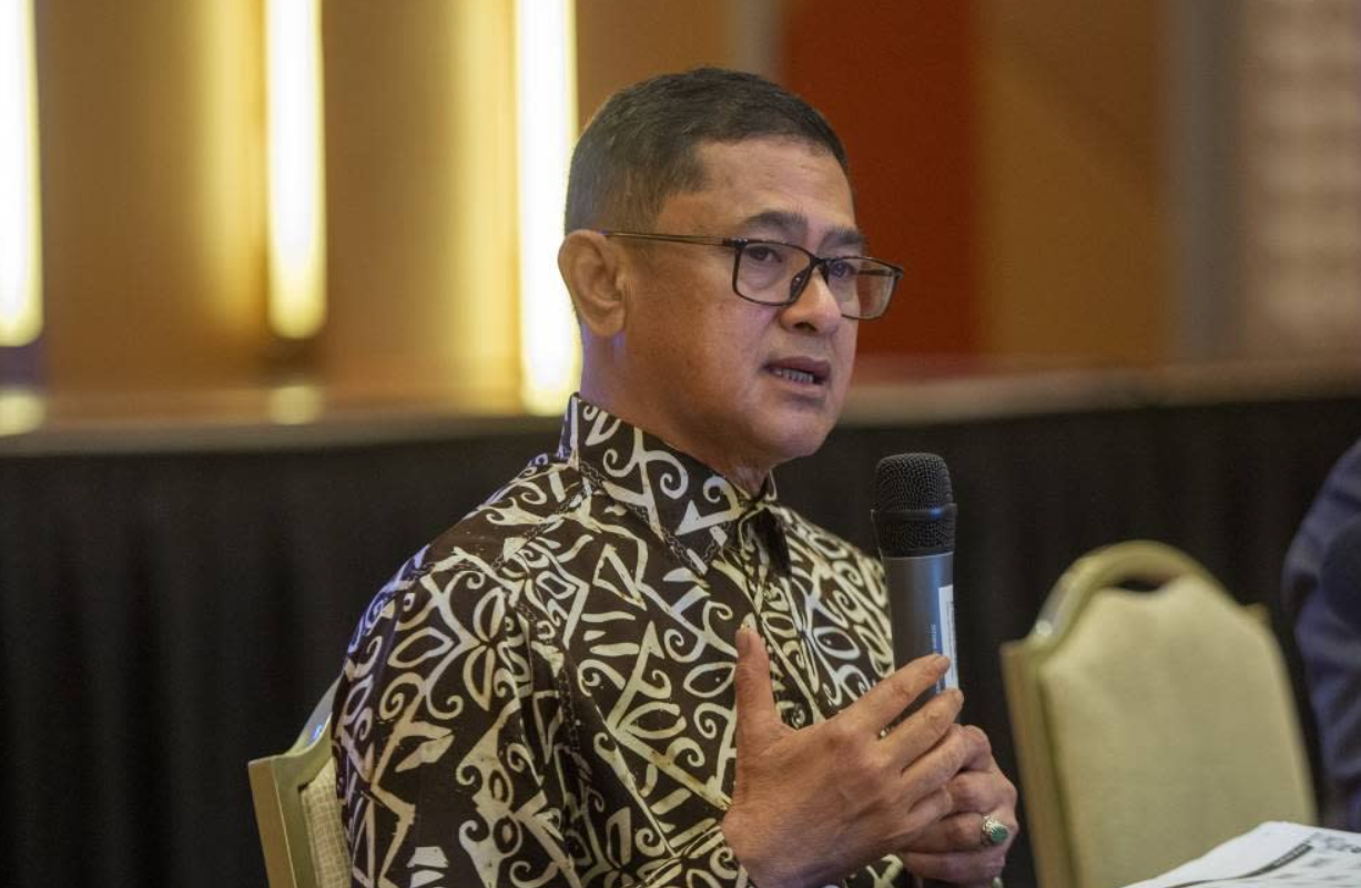 Higher Education Ministry director-general Datuk Professor Husaini Omar has rubbished allegations that racial quotas and nepotism factored into the enrollment process for public universities. Image credit: Yahoo! News