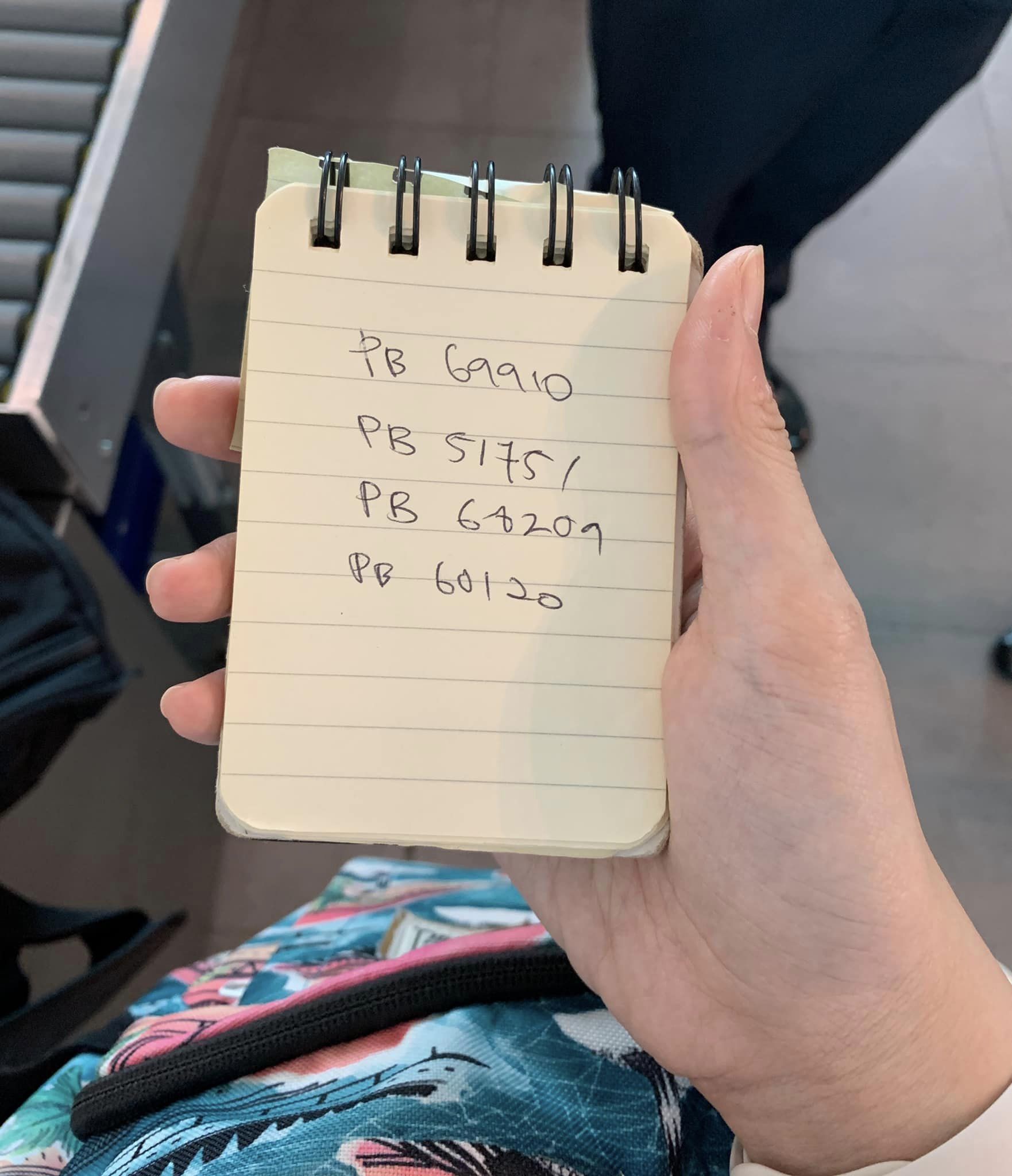 Sue noted down the numbers of the KLIA police staff who managed to help her retrieve her phone. Image credit: Sue Ern