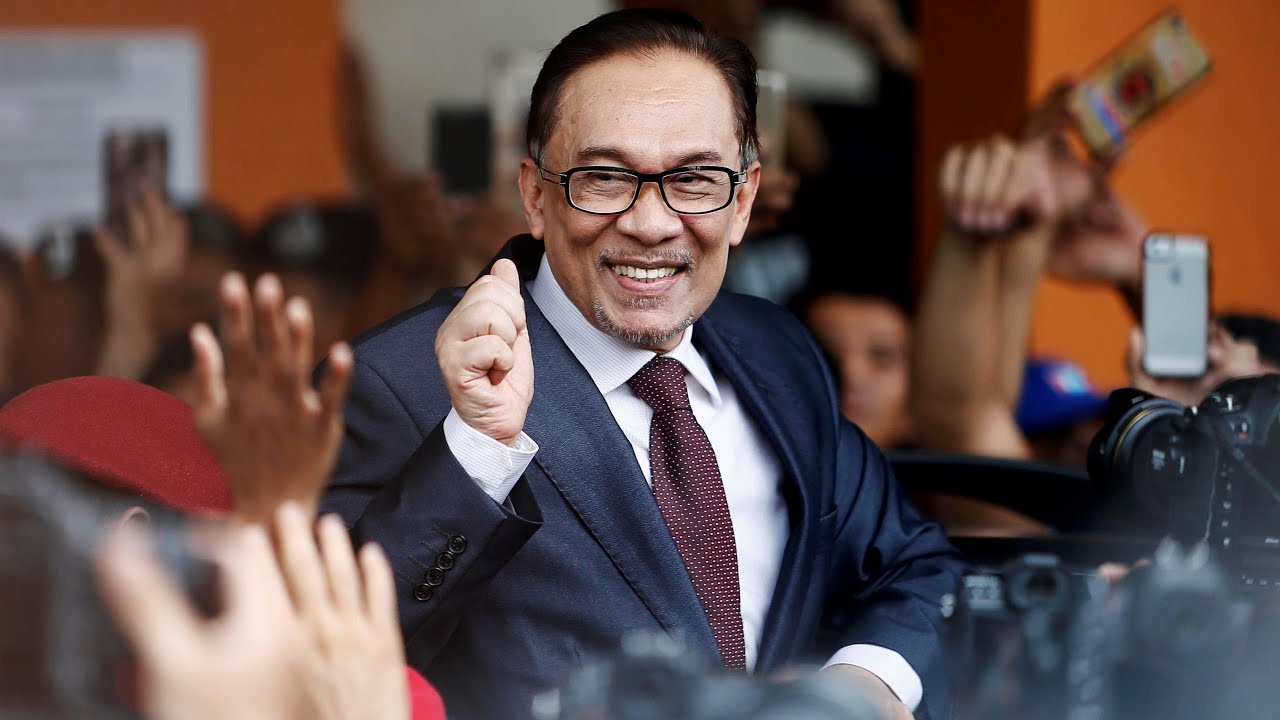 Anwar in 2018, upon being released from prison after receiving a full Royal Pardon. Image credit: The Guardian