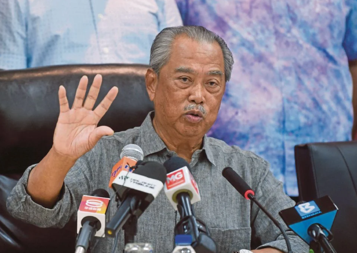 Muhyiddin denies that his administration had misused the Covid-19 relief funds. Image credit: Berita Harian